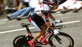 世俱杯直播-世俱杯盯人防守成功率排名最高的后卫球员榜单